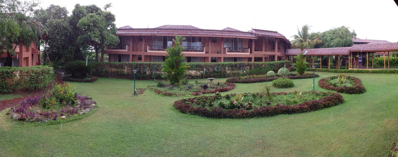 The International Centre Goa Hotel Panadzsi Kültér fotó