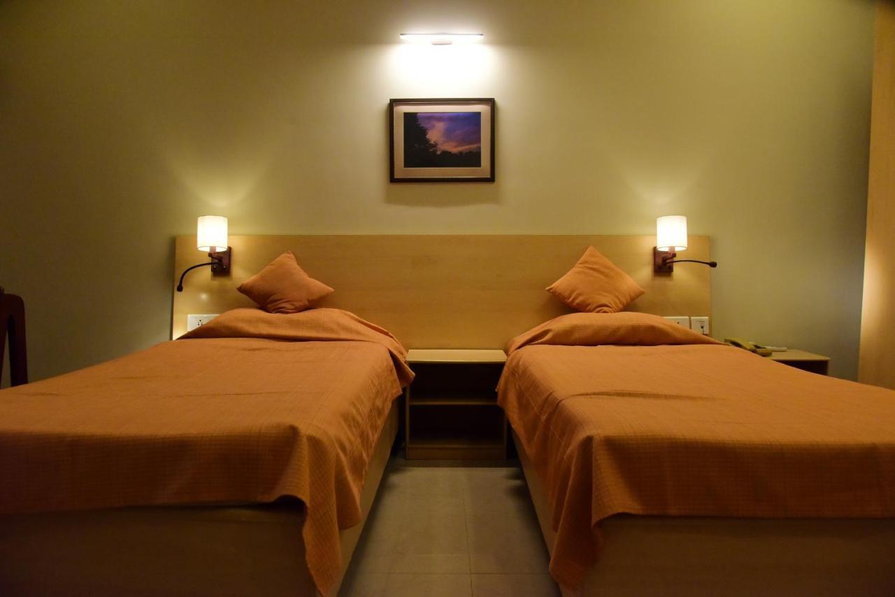 The International Centre Goa Hotel Panadzsi Kültér fotó